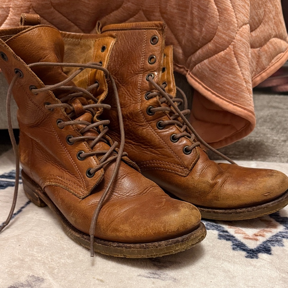 Women’s Frye Brown real Leather Boots